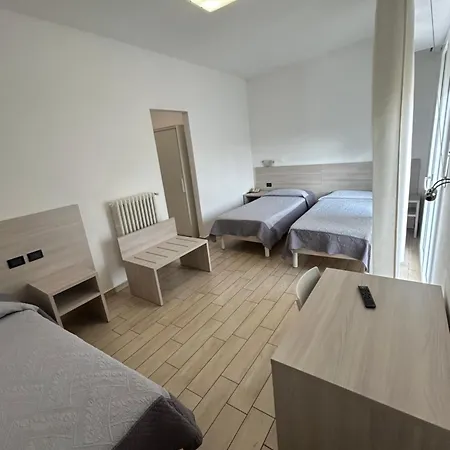 Marchina 3* ברשה